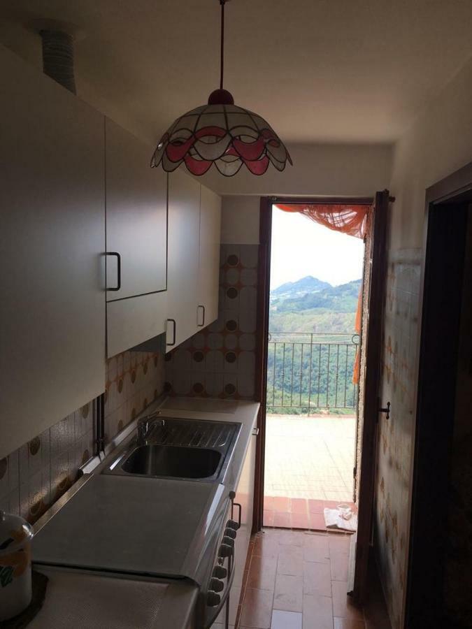 Appartamento Madame Carla Perinaldo Εξωτερικό φωτογραφία